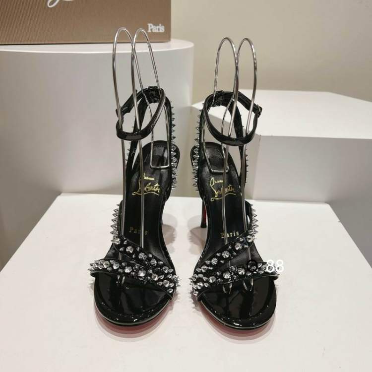 Picture of Christian Shoes _SKUCLsz35-40K04463287